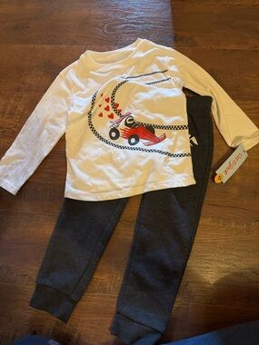 Cat & Jack Long Sleeve Top & Sweatpants